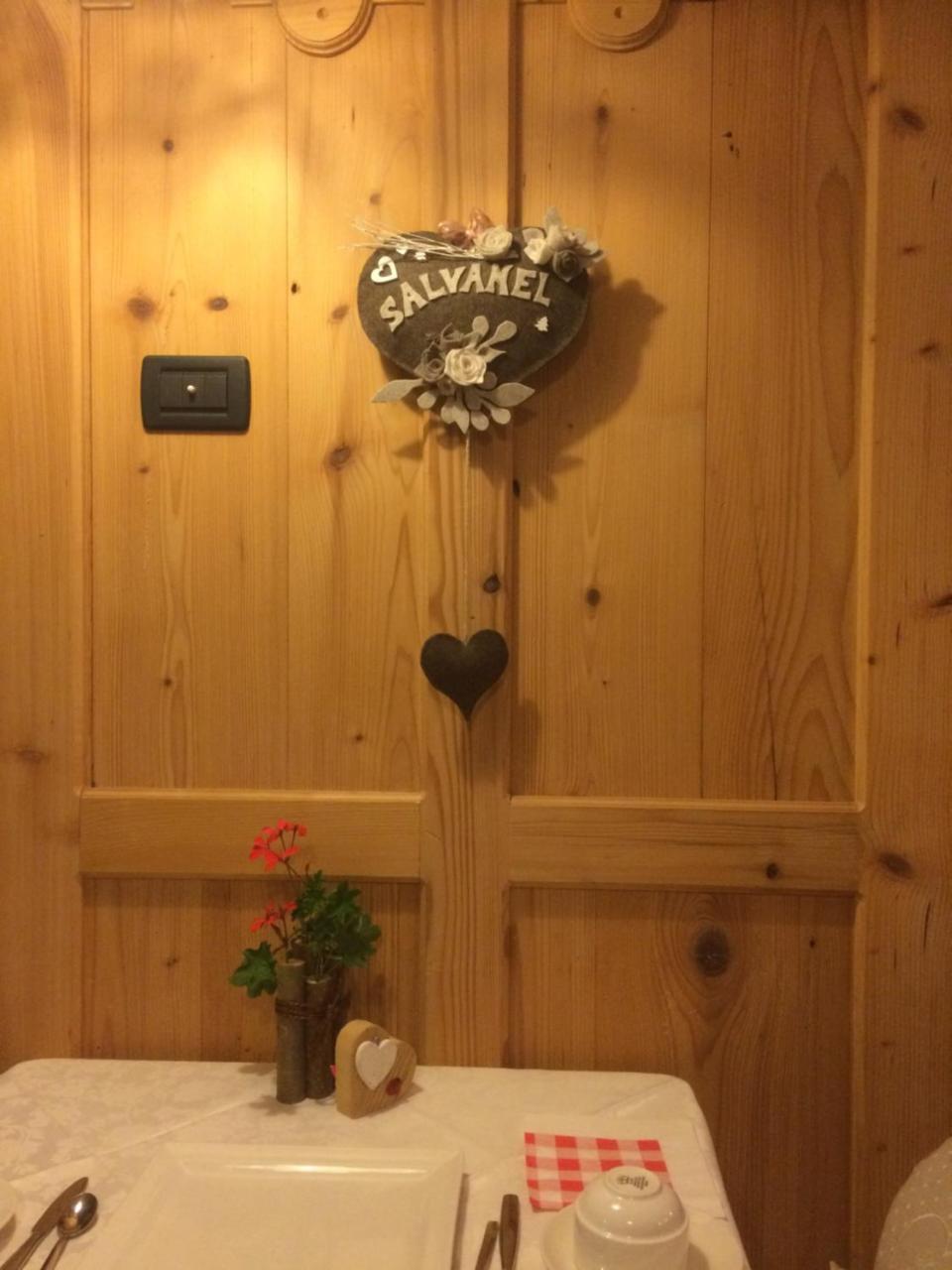 Hotel Garni Salvanel Cavalese Zewnętrze zdjęcie